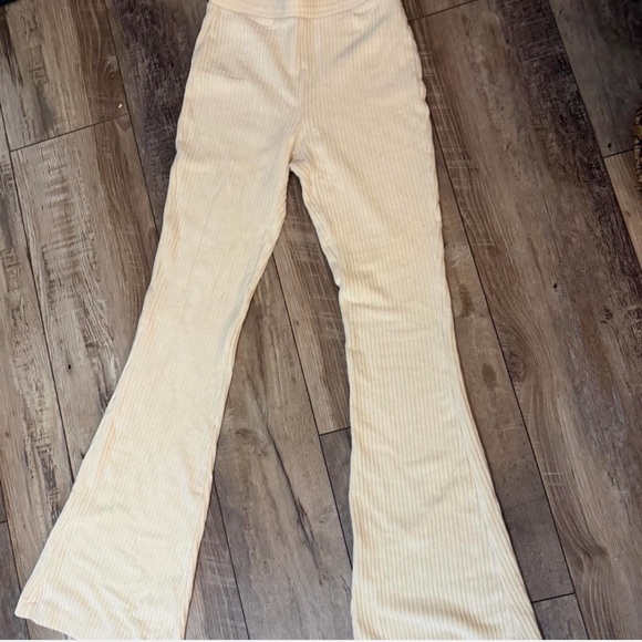 Aerie Cream Ribbed Pants - Picture 3 of 5